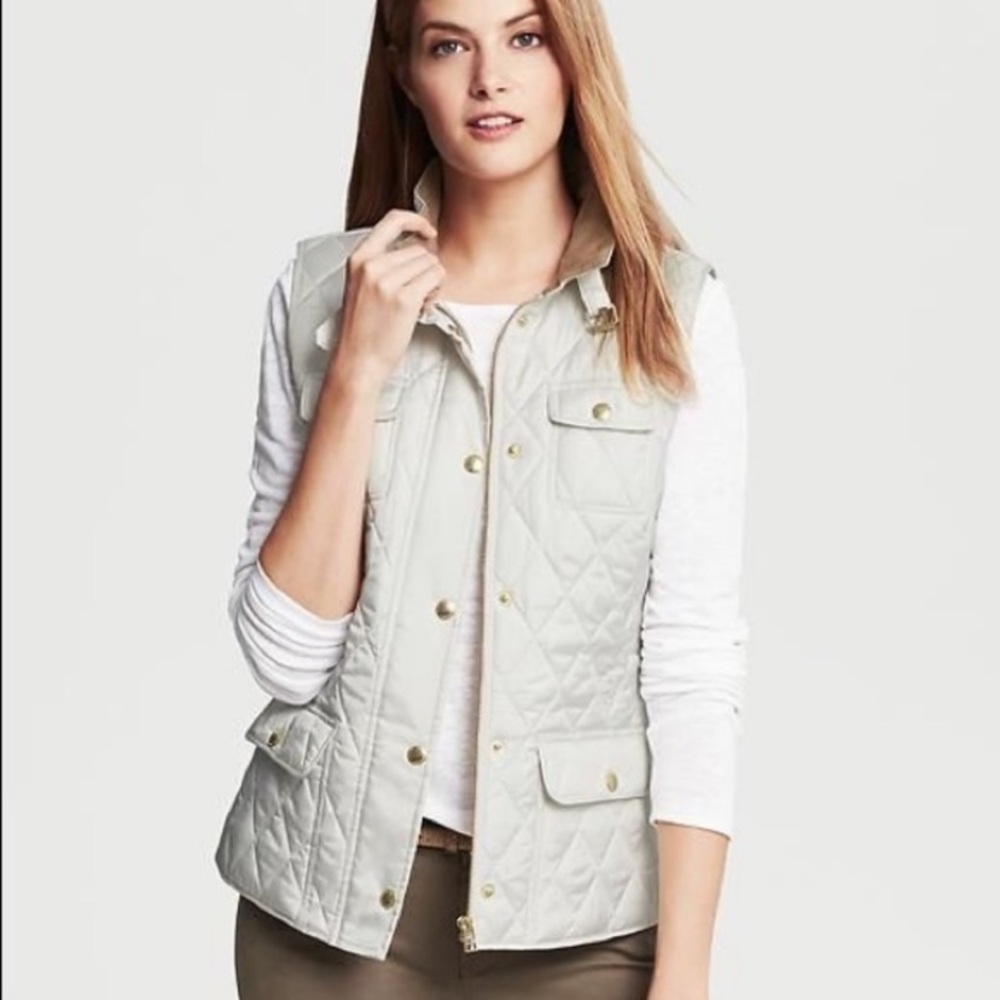 NWT Banana Republic quilted navy field vest - Picture 1 of 16